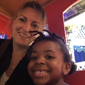 Meet your Posher, Connie